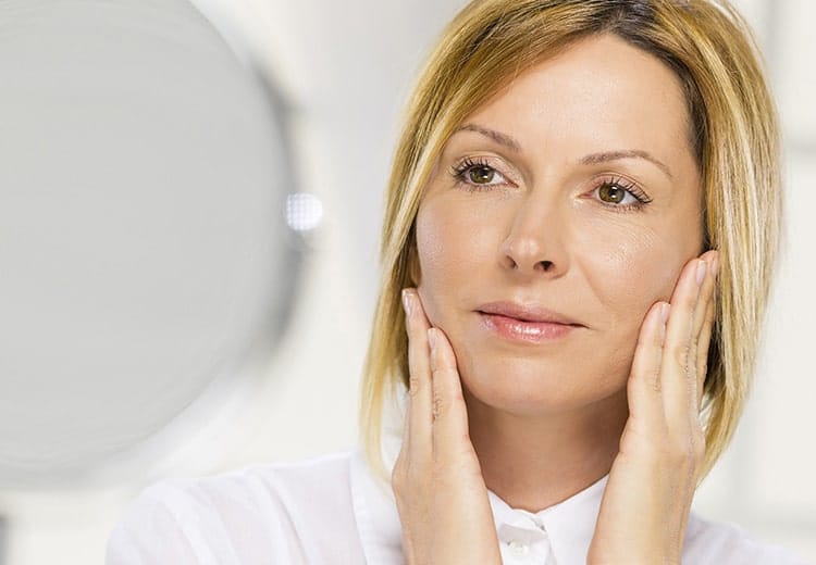 Facelift surgeon Dr. Kam creates a customized treatment plan with each of her patients to ensure they get the best possible results from their surgery.