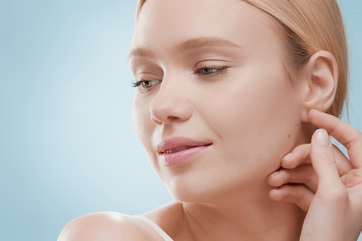 Facial Plastic Surgery: The Best Way to Eliminate Smile Lines